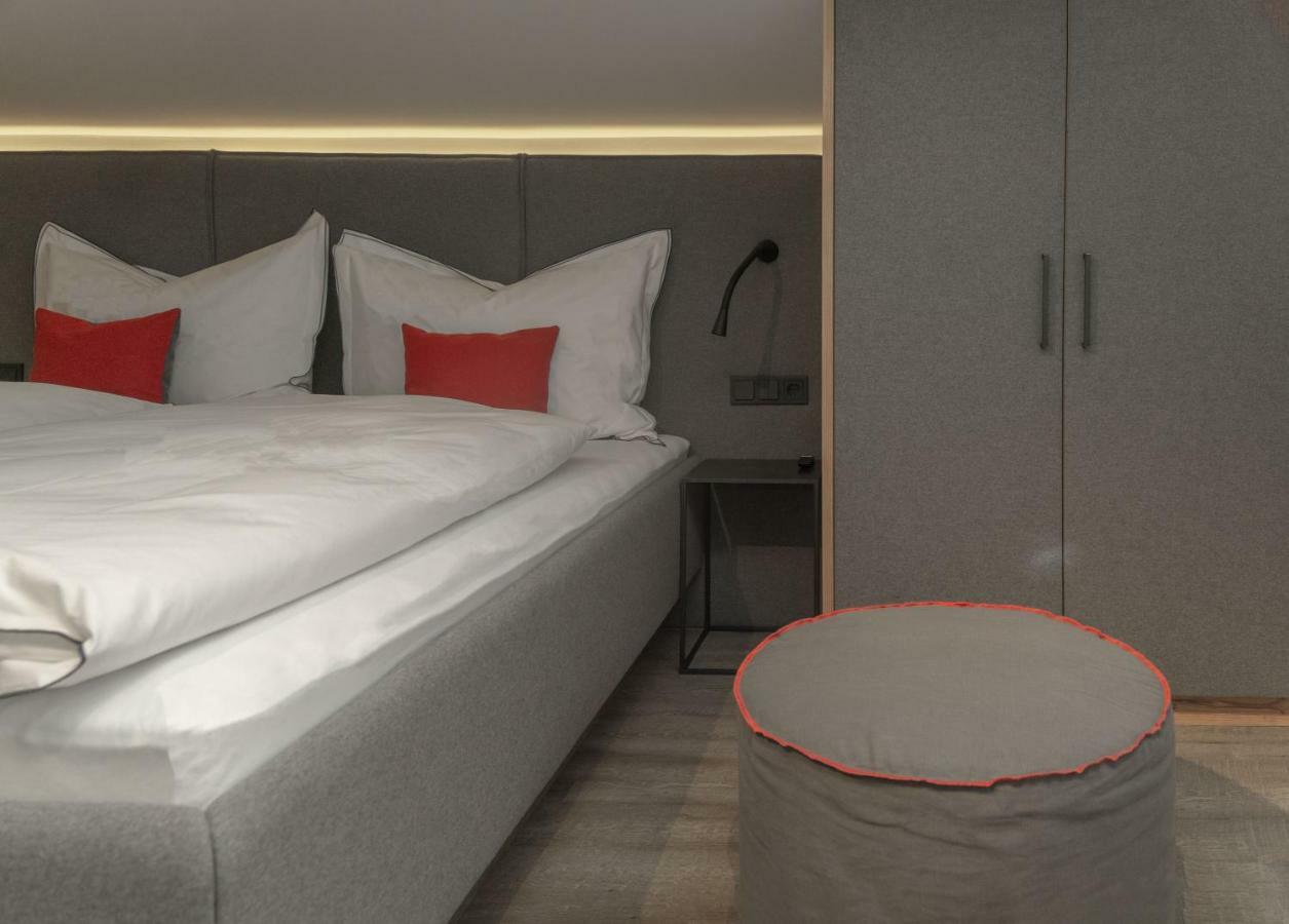 Appartements Erwin & Eleonore Huettl - Penthouse Neukirchen am Großvenediger Esterno foto